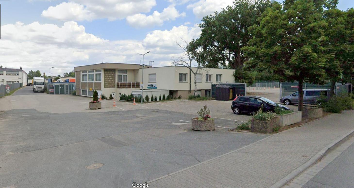 Motel Terminal Park Bischofsheim Exterior foto